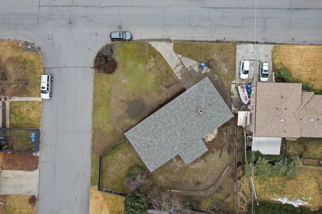 1125 W Warn Way, Spokane, WA 99208