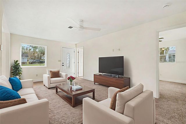 37045 NORTH AVENUE, Dade City, FL 33523