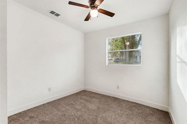 37045 NORTH AVENUE, Dade City, FL 33523