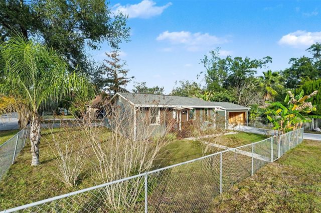 37045 NORTH AVENUE, Dade City, FL 33523