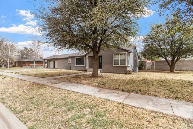 800 NW 7th St, Andrews, TX 79714