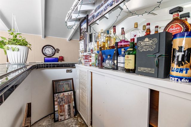 800 NW 7th St, Andrews, TX 79714