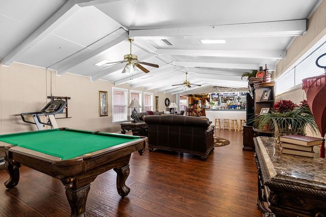 800 NW 7th St, Andrews, TX 79714