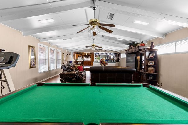 800 NW 7th St, Andrews, TX 79714