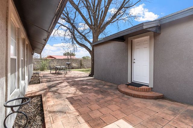 800 NW 7th St, Andrews, TX 79714