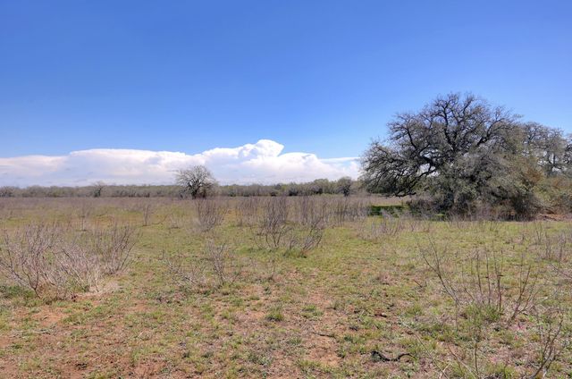 000 Cr 397, Waelder, TX 78959