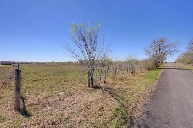 000 Cr 397, Waelder, TX 78959