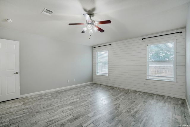 8518 EL CAMINO CT, San Antonio, TX 78254