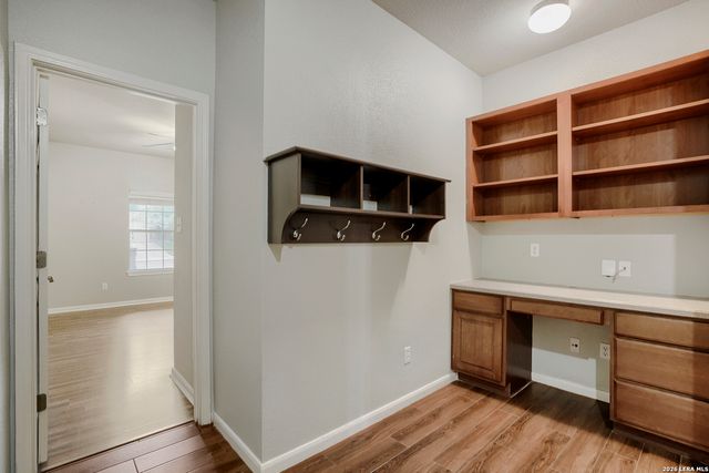 8518 EL CAMINO CT, San Antonio, TX 78254