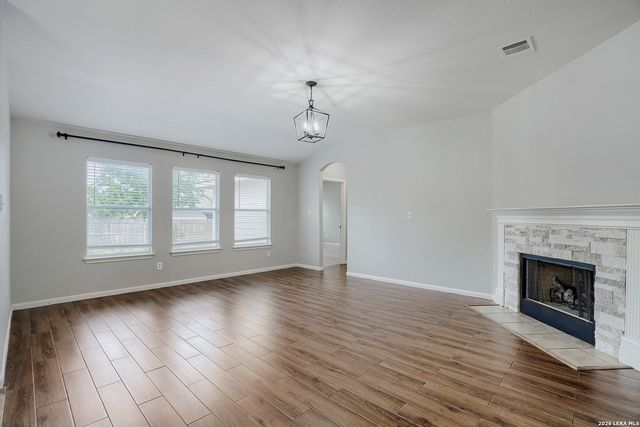 8518 EL CAMINO CT, San Antonio, TX 78254