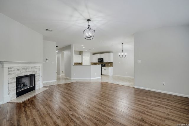 8518 EL CAMINO CT, San Antonio, TX 78254