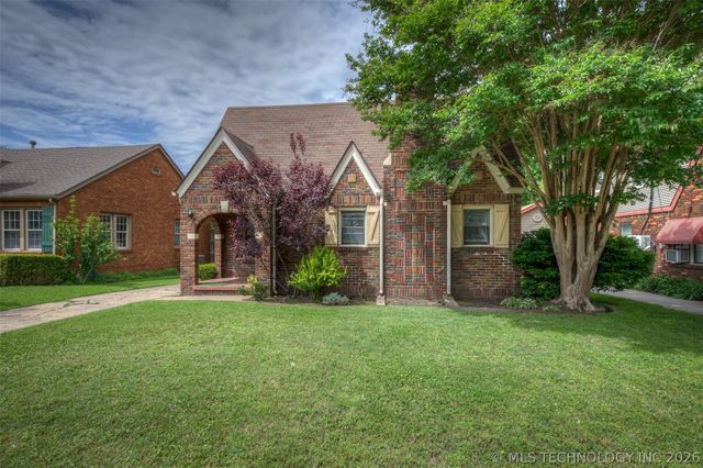 1928 S Jamestown Avenue, Tulsa, OK 74112