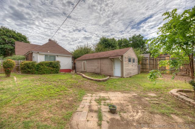 1928 S Jamestown Avenue, Tulsa, OK 74112