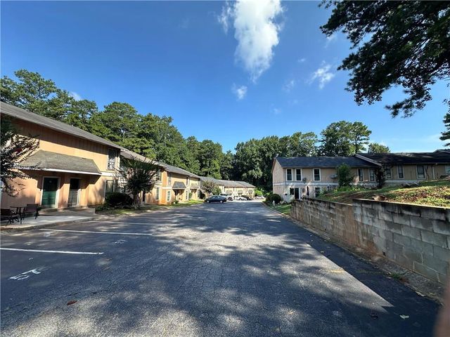 2340 Beaver Ruin Road UN63, Norcross, GA 30071