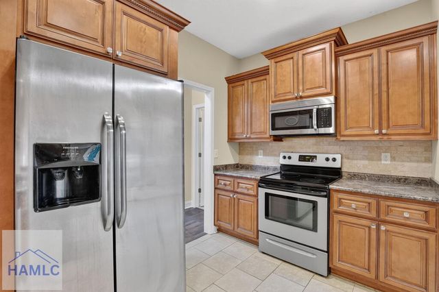 280 Kalynne Way NE, Ludowici, GA 31316