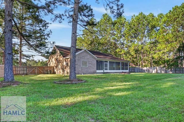 280 Kalynne Way NE, Ludowici, GA 31316