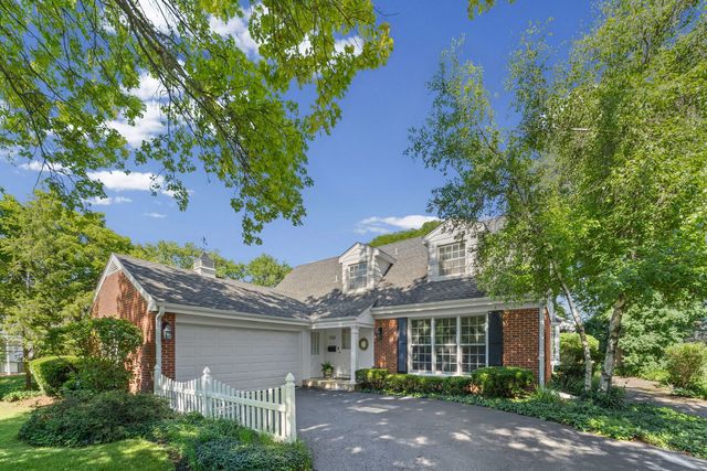1533 N Belmont Avenue, Arlington Heights, IL 60004