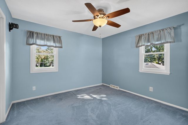 4009 E 23rd Street, Des Moines, IA 50317
