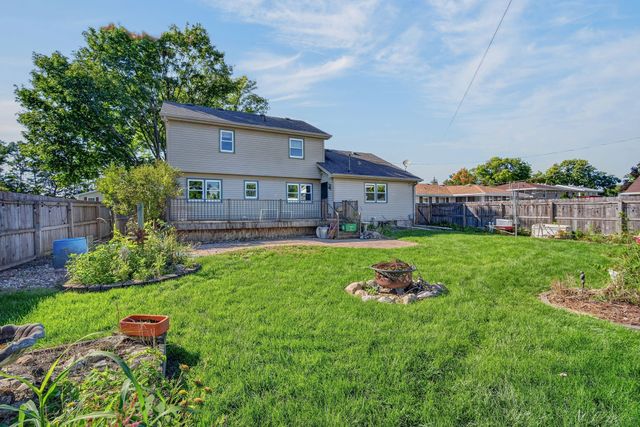 4009 E 23rd Street, Des Moines, IA 50317