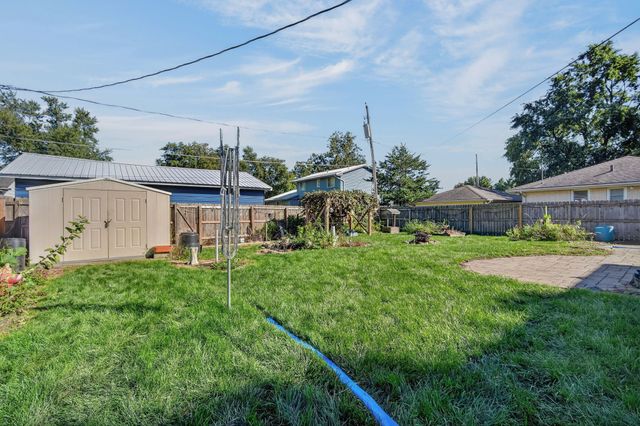 4009 E 23rd Street, Des Moines, IA 50317