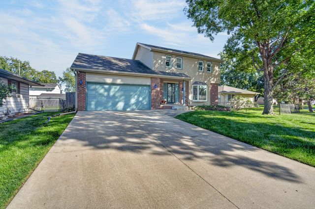4009 E 23rd Street, Des Moines, IA 50317
