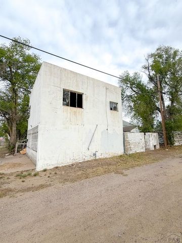 902 Santa Fe Ave, La Junta, CO 81050