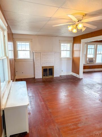 902 Santa Fe Ave, La Junta, CO 81050