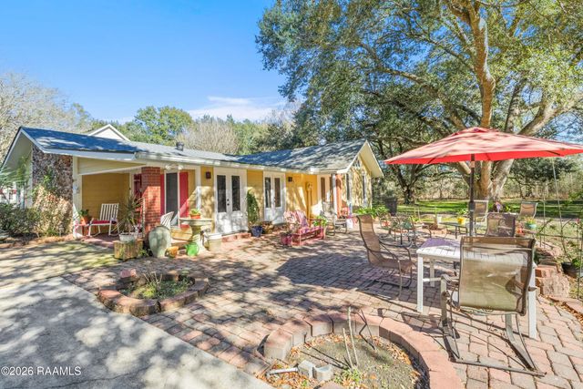 8835 Sidney Gautreaux, Abbeville, LA 70510