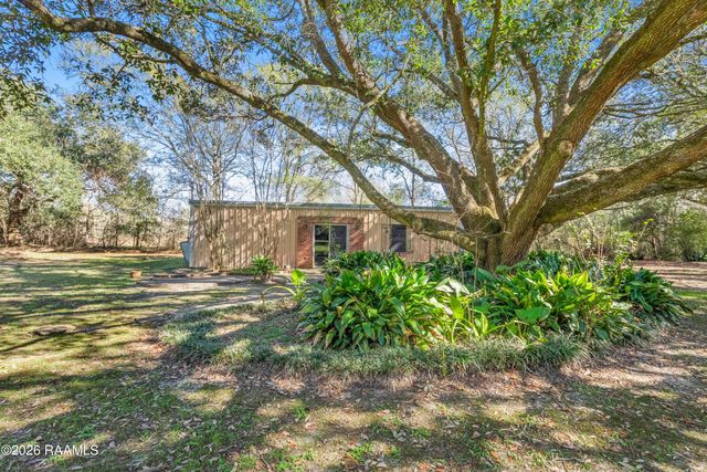 8835 Sidney Gautreaux, Abbeville, LA 70510