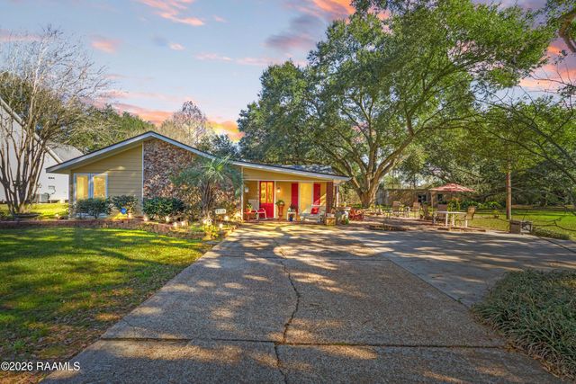 8835 Sidney Gautreaux, Abbeville, LA 70510