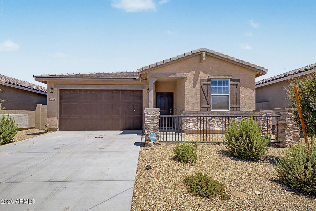 24246 W HOPI Street, Buckeye, AZ 85326 — photo 2