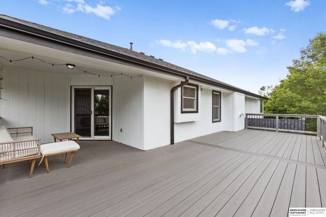 15821 N 2 Street, Bennington, NE 68007