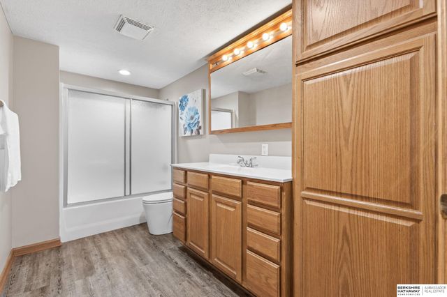 15821 N 2 Street, Bennington, NE 68007