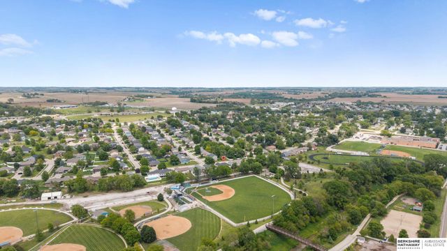15821 N 2 Street, Bennington, NE 68007