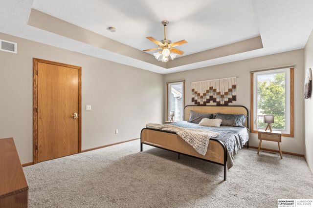15821 N 2 Street, Bennington, NE 68007