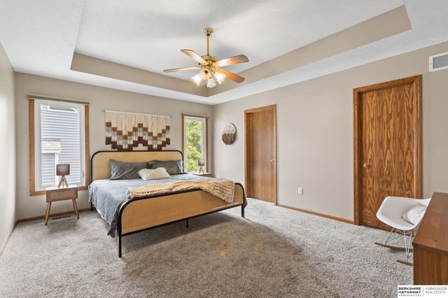 15821 N 2 Street, Bennington, NE 68007