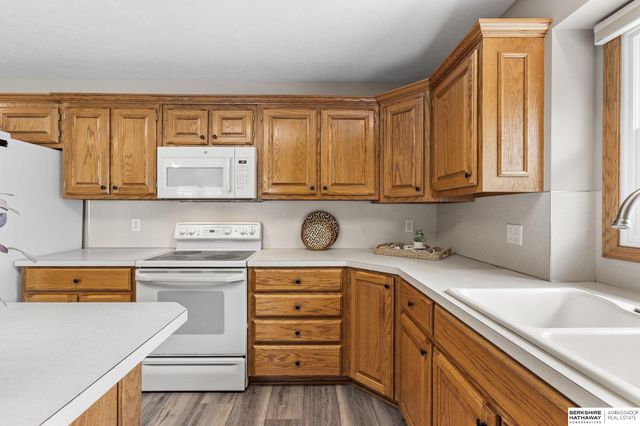 15821 N 2 Street, Bennington, NE 68007