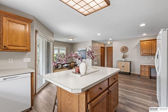 15821 N 2 Street, Bennington, NE 68007