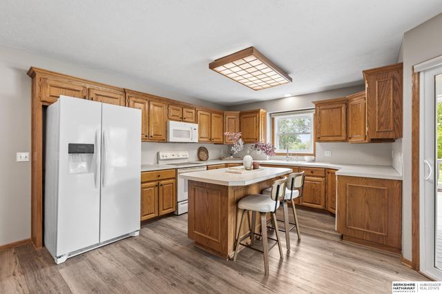15821 N 2 Street, Bennington, NE 68007