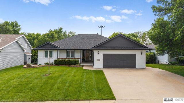 15821 N 2 Street, Bennington, NE 68007