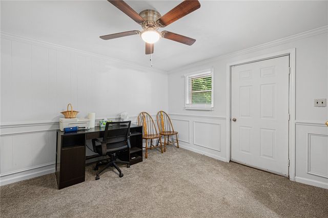 100 Woodburn Drive, Taylors, SC 29687