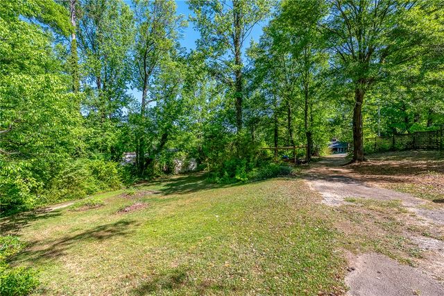 100 Woodburn Drive, Taylors, SC 29687