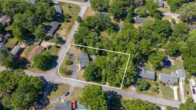 100 Woodburn Drive, Taylors, SC 29687
