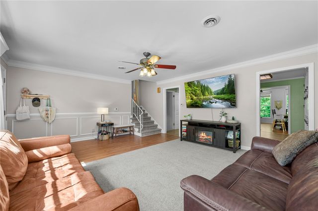 100 Woodburn Drive, Taylors, SC 29687