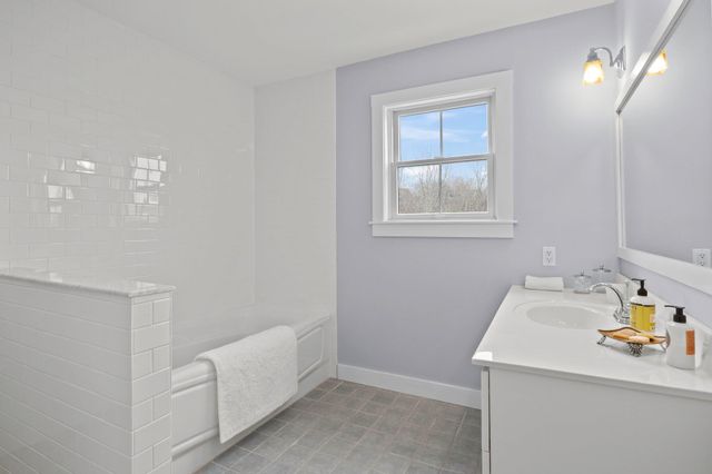 16 Meadow Road UNIT 16, Provincetown, MA 02657