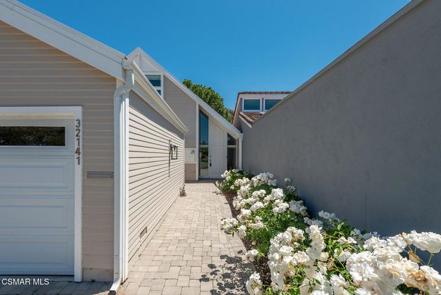 32141 Lake Meadow Lane, Westlake Village, CA 91361