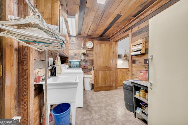 2657 Wolf Pit, Eastanollee, GA 30538