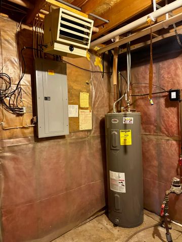 3620 Village Green Lane, Moorhead, MN 56560