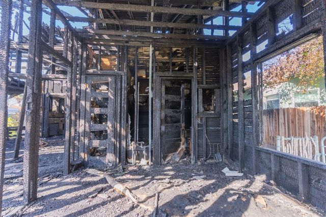 1039 N Roosevelt Avenue, Fresno, CA 93728