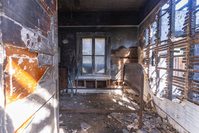 1039 N Roosevelt Avenue, Fresno, CA 93728